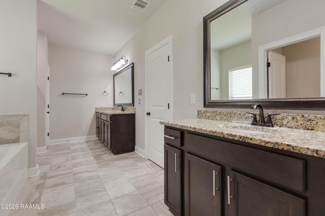 212 Valcour Place, Youngsville, LA 70592
