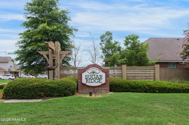 212 Valcour Place, Youngsville, LA 70592