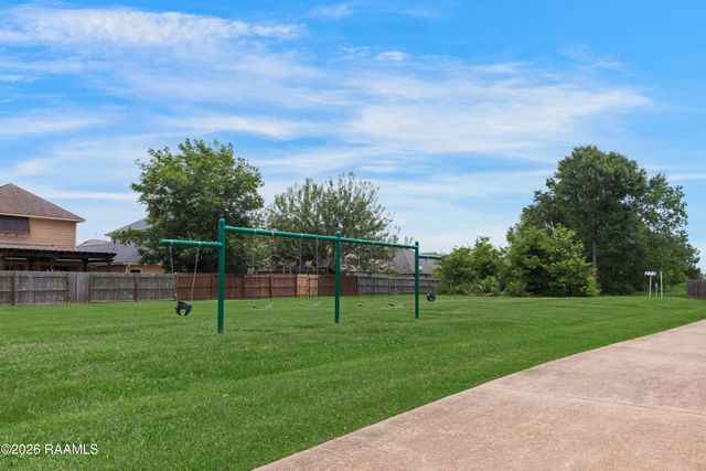 212 Valcour Place, Youngsville, LA 70592