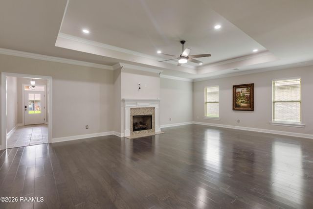 212 Valcour Place, Youngsville, LA 70592