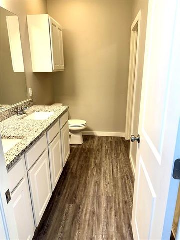 14328 Peach Tree Drive, Yukon, OK 73099