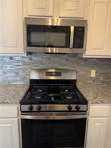 14328 Peach Tree Drive, Yukon, OK 73099