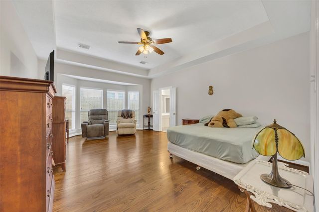 23 W Bonny Branch Street, The Woodlands, TX 77382