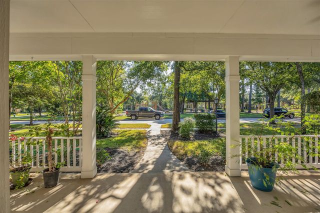 23 W Bonny Branch Street, The Woodlands, TX 77382