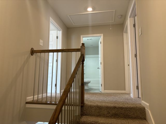 1162 Old Charlotte Trce, Clarksville, TN 37040