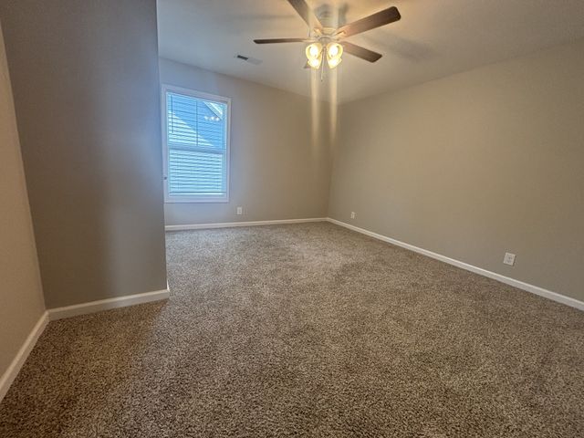 1162 Old Charlotte Trce, Clarksville, TN 37040