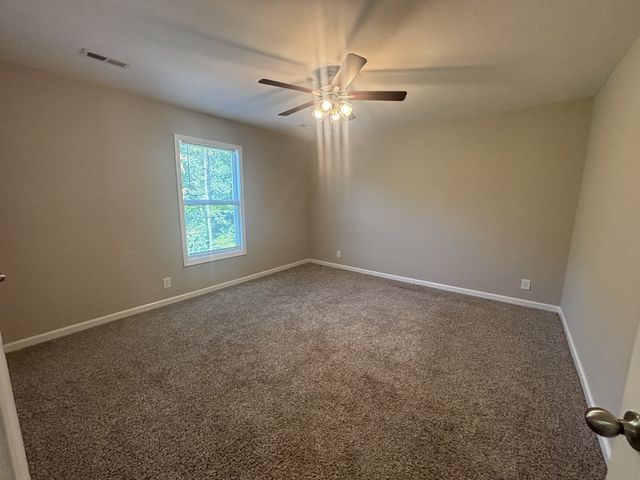 1162 Old Charlotte Trce, Clarksville, TN 37040