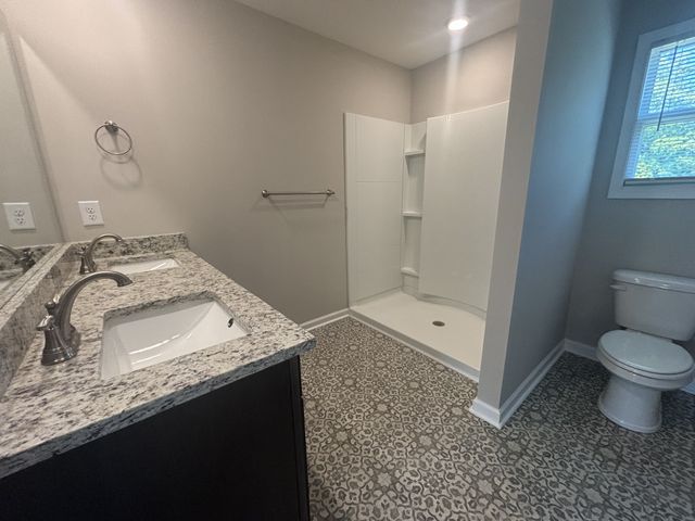 1162 Old Charlotte Trce, Clarksville, TN 37040