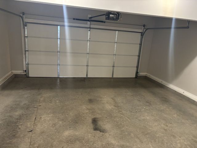 1162 Old Charlotte Trce, Clarksville, TN 37040