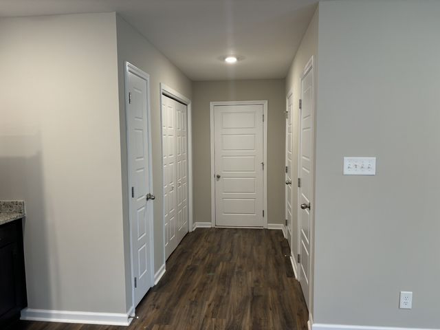 1162 Old Charlotte Trce, Clarksville, TN 37040