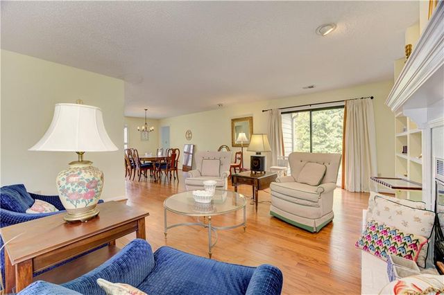 94 Robyn Way, Marietta, GA 30062