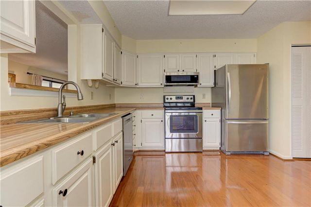 94 Robyn Way, Marietta, GA 30062