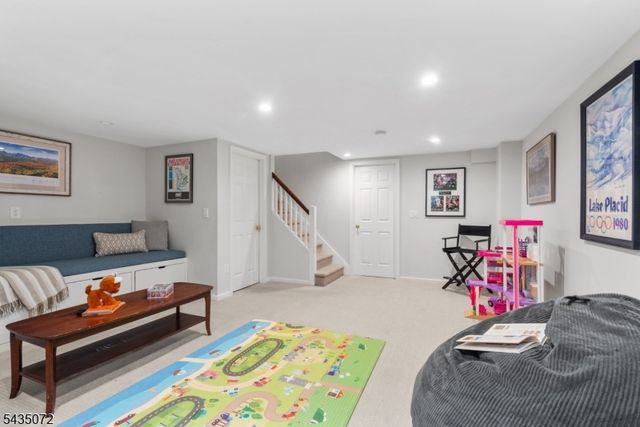 7 Birdseye Gln, Verona Twp., NJ 07044