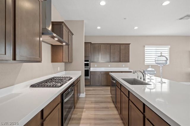 10142 TREE BLOSSOM Avenue, Las Vegas, NV 89166