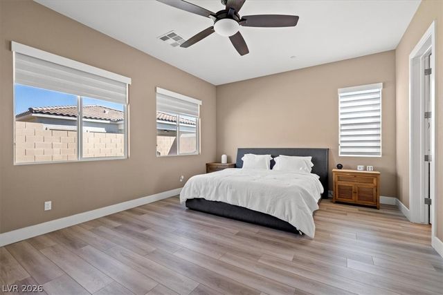 10142 TREE BLOSSOM Avenue, Las Vegas, NV 89166