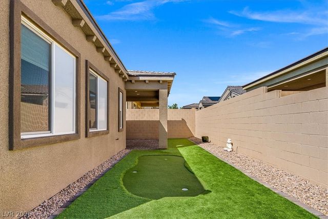 10142 TREE BLOSSOM Avenue, Las Vegas, NV 89166