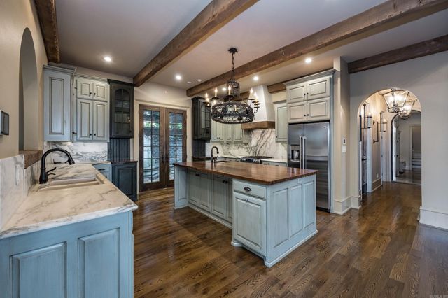 16206 Vista Del Rio Drive, North Little Rock, AR 72113