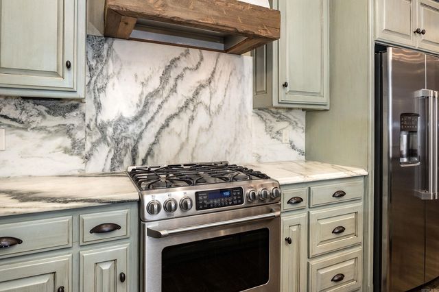 16206 Vista Del Rio Drive, North Little Rock, AR 72113