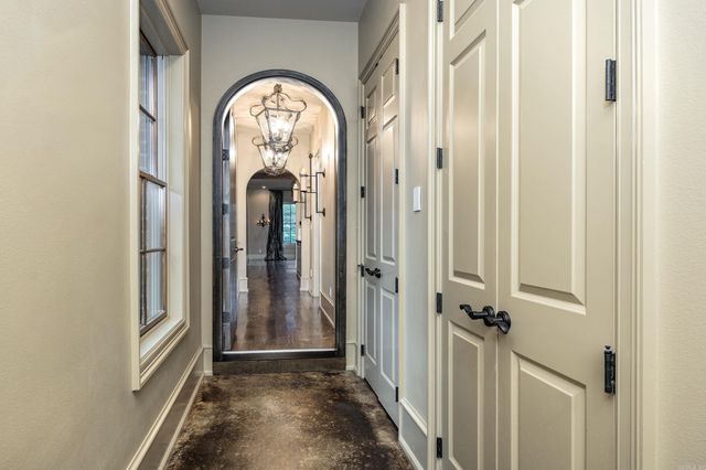 16206 Vista Del Rio Drive, North Little Rock, AR 72113