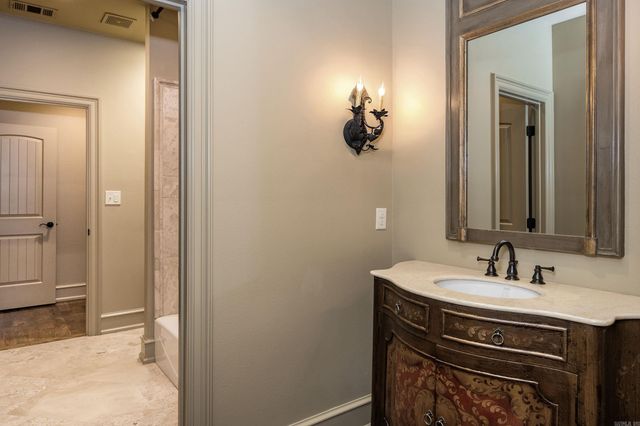 16206 Vista Del Rio Drive, North Little Rock, AR 72113