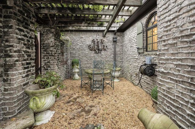 16206 Vista Del Rio Drive, North Little Rock, AR 72113