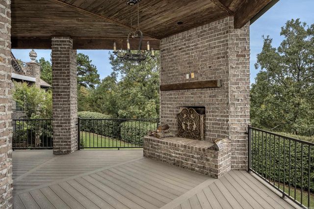 16206 Vista Del Rio Drive, North Little Rock, AR 72113