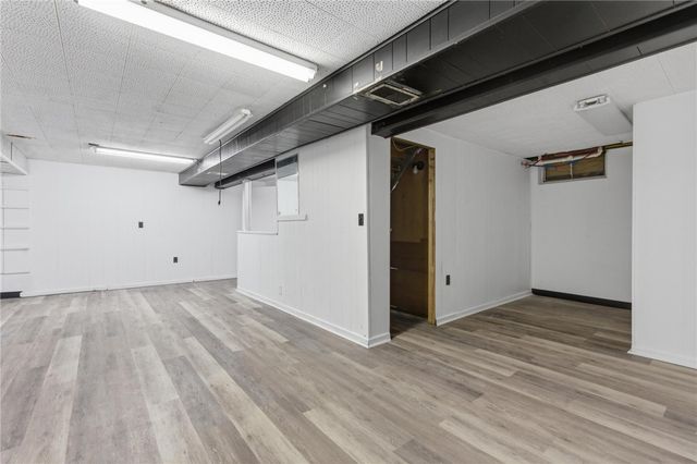 241 Grand Vista Drive, Beavercreek, OH 45440