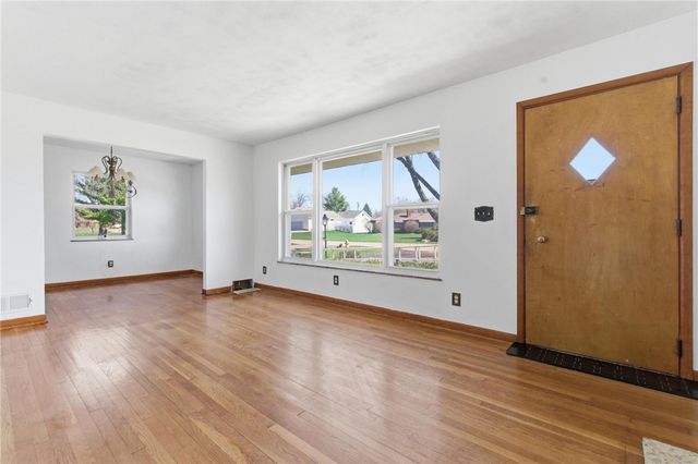 241 Grand Vista Drive, Beavercreek, OH 45440