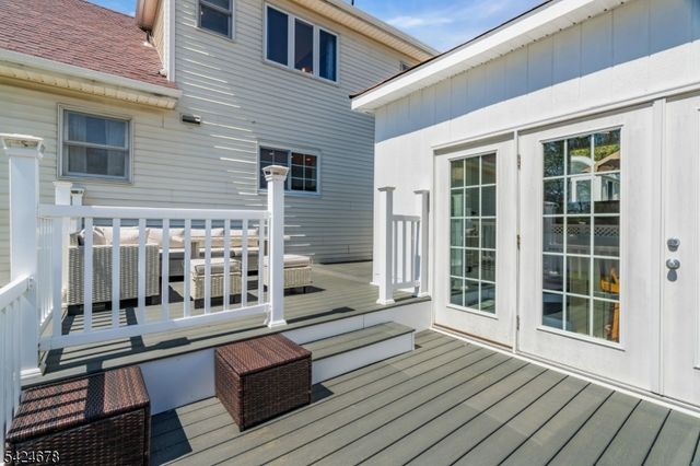 4 Oakley Knl, Hillsborough Twp., NJ 08844