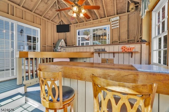 4 Oakley Knl, Hillsborough Twp., NJ 08844