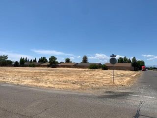 1325 Metzger St, Red Bluff, CA 96080