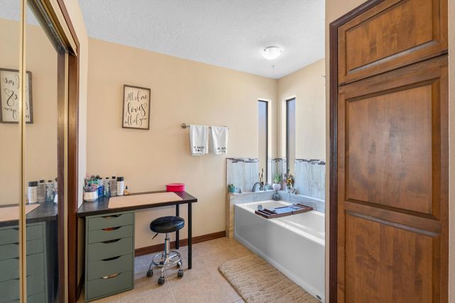 409 Monte Alto Place NE, Albuquerque, NM 87123