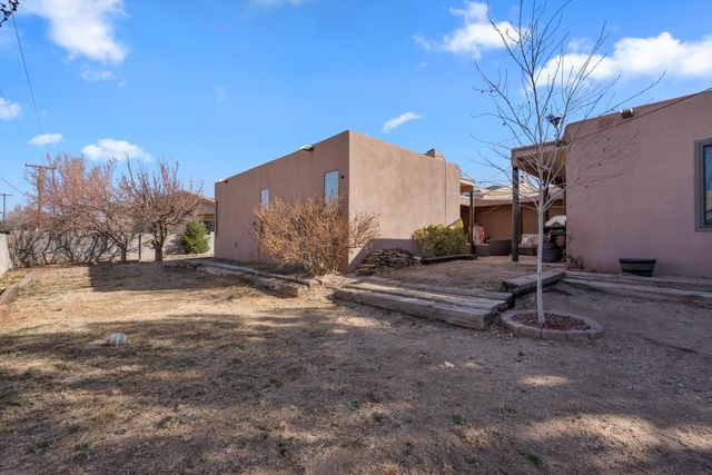 409 Monte Alto Place NE, Albuquerque, NM 87123
