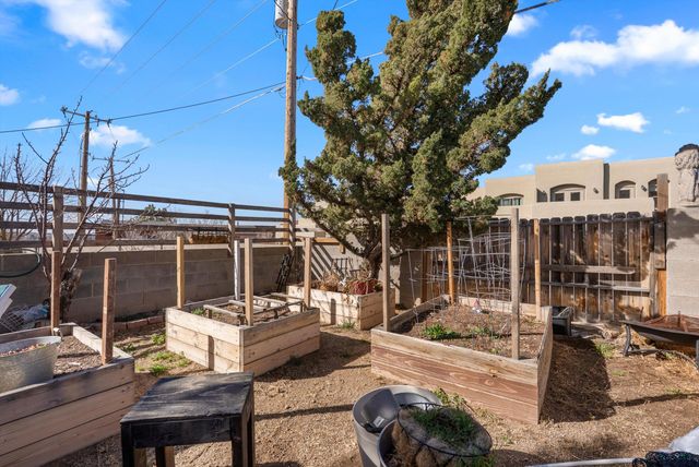 409 Monte Alto Place NE, Albuquerque, NM 87123