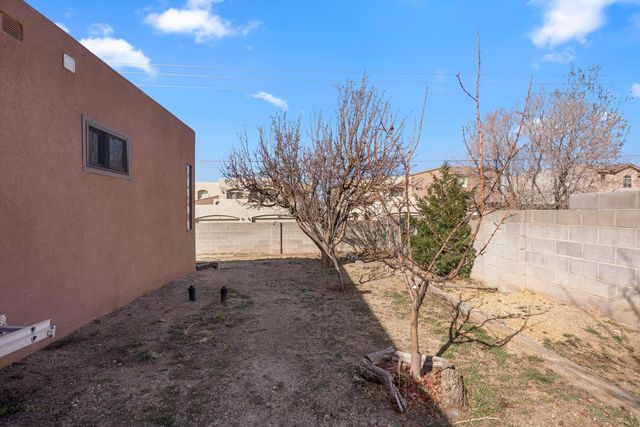 409 Monte Alto Place NE, Albuquerque, NM 87123
