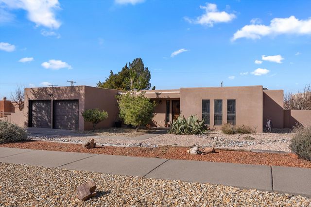 409 Monte Alto Place NE, Albuquerque, NM 87123