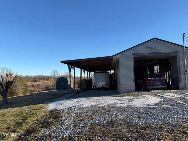 220 Redwood Lane, Mosheim, TN 37818