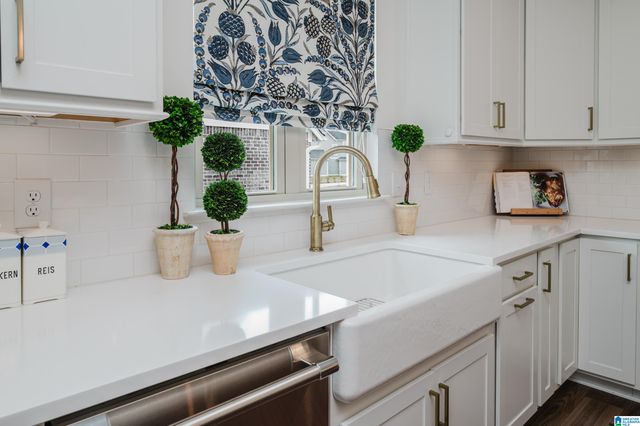 7751 RALEIGH DRIVE, Trussville, AL 35173