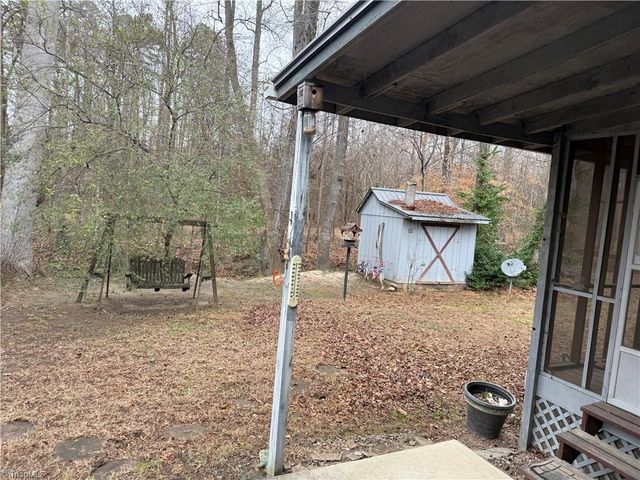 163 E Meadow Road, Thomasville, NC 27360