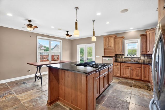 4701 THORNBROOK RDG, Columbia, MO 65203