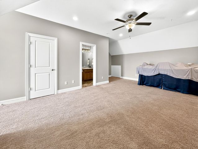 4701 THORNBROOK RDG, Columbia, MO 65203