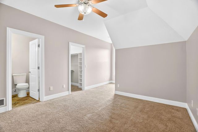 4701 THORNBROOK RDG, Columbia, MO 65203