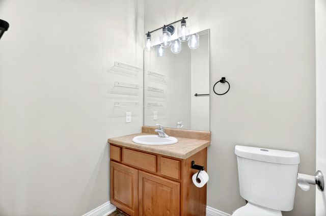 4701 THORNBROOK RDG, Columbia, MO 65203