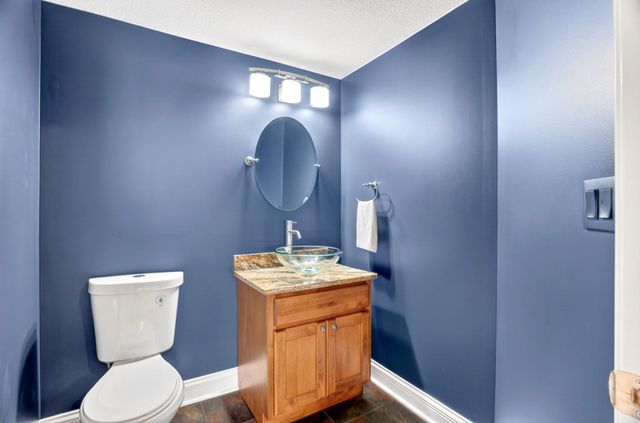 4701 THORNBROOK RDG, Columbia, MO 65203