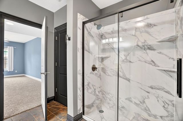 4701 THORNBROOK RDG, Columbia, MO 65203