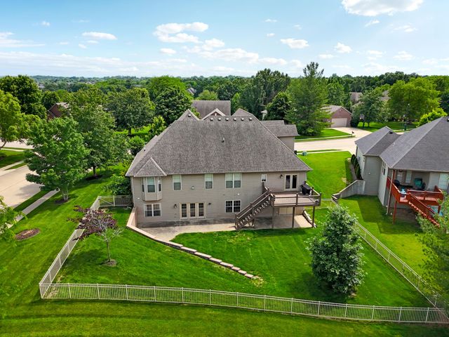 4701 THORNBROOK RDG, Columbia, MO 65203