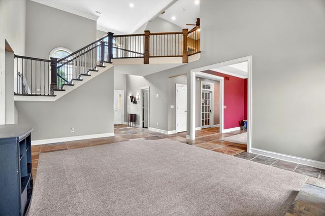 4701 THORNBROOK RDG, Columbia, MO 65203