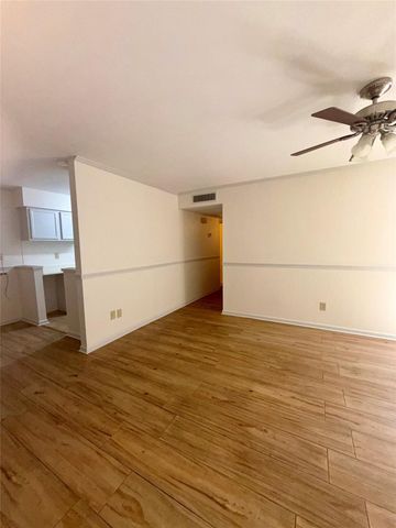 1601 S Shepherd Drive 126, Houston, TX 77019
