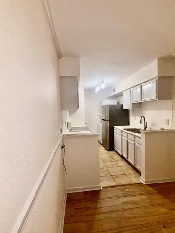 1601 S Shepherd Drive 126, Houston, TX 77019