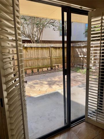 1601 S Shepherd Drive 126, Houston, TX 77019
